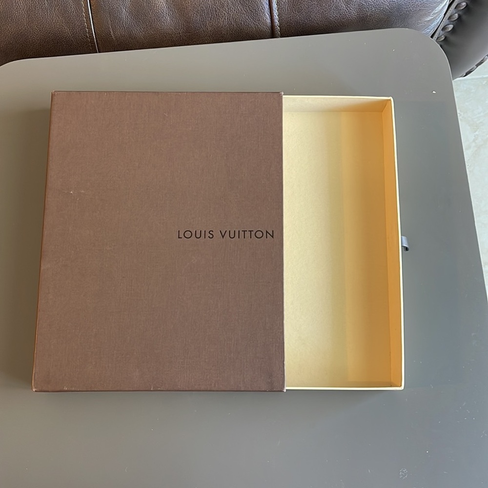 Box Lv - image 3